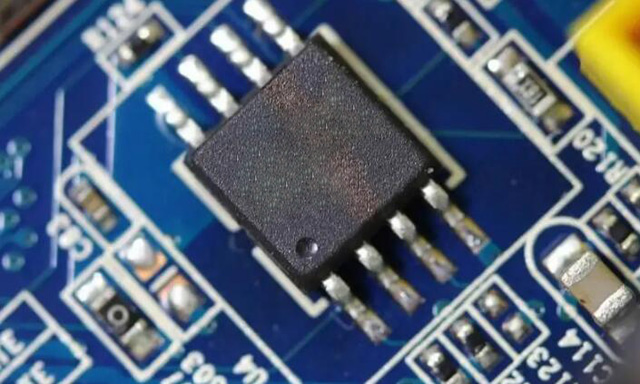 供應(yīng) [XILINX] 現(xiàn)場(chǎng)可編程們陣列：供應(yīng) Spartan-7 FPGA IC、Artix-7 系列 FPGA IC、Virtex-6 FPGA IC