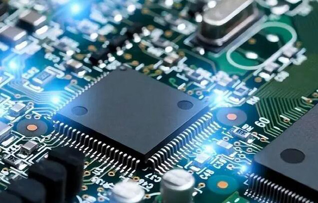 長(zhǎng)期回收【Xilinx】現(xiàn)場(chǎng)可編程門陣列、射頻片上系統(tǒng)、SoC FPGA、處理器 IC