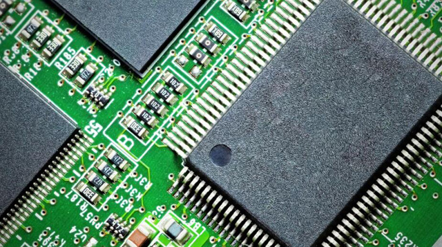 回收【Microchip】微波 MMIC 放大器、功率 MOSFET 晶體管、砷化鎵二極管、分立濾波器
